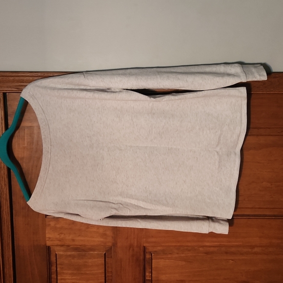 Victoria Secret Crewneck - Picture 2 of 4